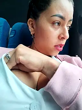 Emily Wane online show from 11/13/25, 04:00