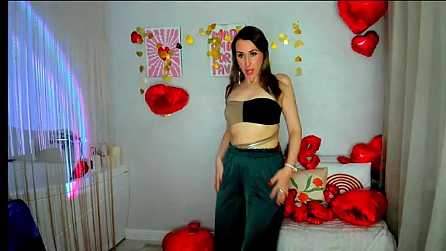 Snapshot of PassionGlow chatting on 02/11/26, 03:28 PassionGlow online show from 02/11/26, 03:28