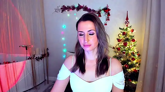 Snapshot of PassionGlow chatting on 12/18/25, 07:07 PassionGlow online show from 12/18/25, 07:07