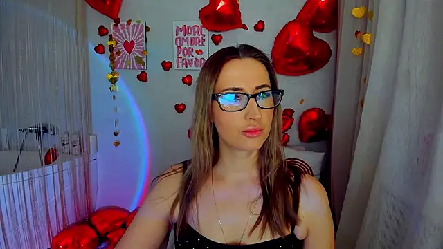 Snapshot of PassionGlow chatting on 02/01/26, 07:34 PassionGlow online show from 02/01/26, 07:34