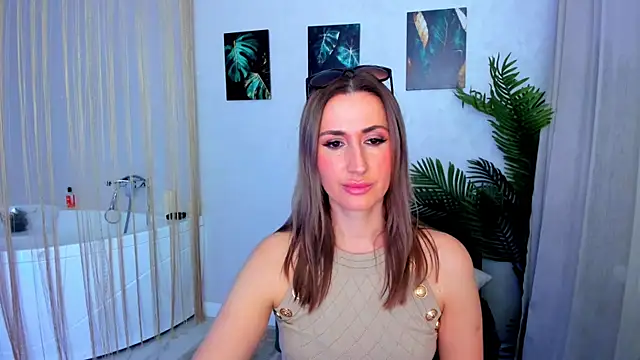 Snapshot of PassionGlow chatting on 11/07/25, 07:18 PassionGlow online show from 11/07/25, 07:18