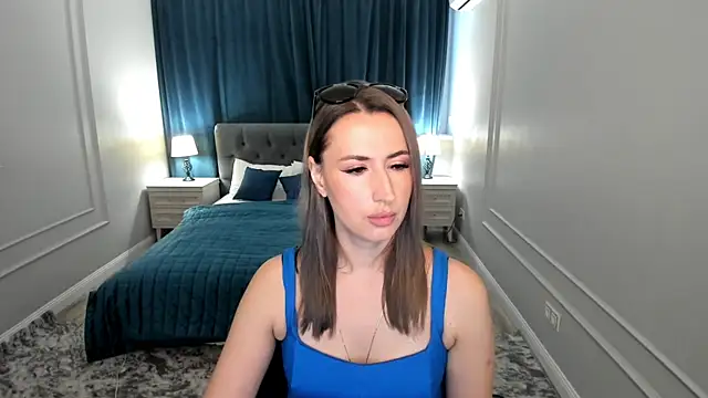 Snapshot of PassionGlow chatting on 10/01/25, 03:00 PassionGlow online show from 10/01/25, 03:00