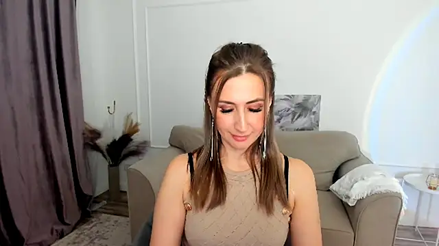 Snapshot of PassionGlow chatting on 01/13/26, 04:05 PassionGlow online show from 01/13/26, 04:05