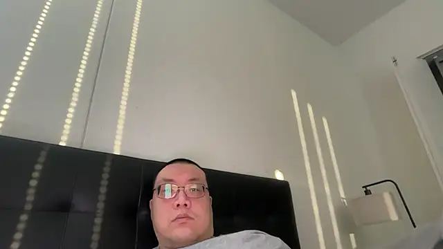 slaveasianboy online show from 05/26/26, 12:20