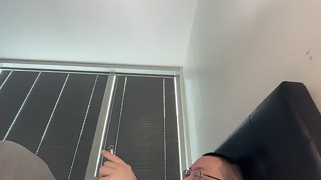 Snapshot of slaveasianboy chatting on 07/09/26, 01:54 slaveasianboy online show from 07/09/26, 01:54