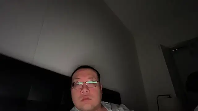 slaveasianboy online show from 11/25/25, 10:04