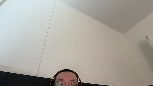 slaveasianboy online show from 04/19/26, 03:13