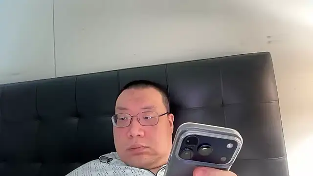 slaveasianboy online show from 04/21/26, 04:24
