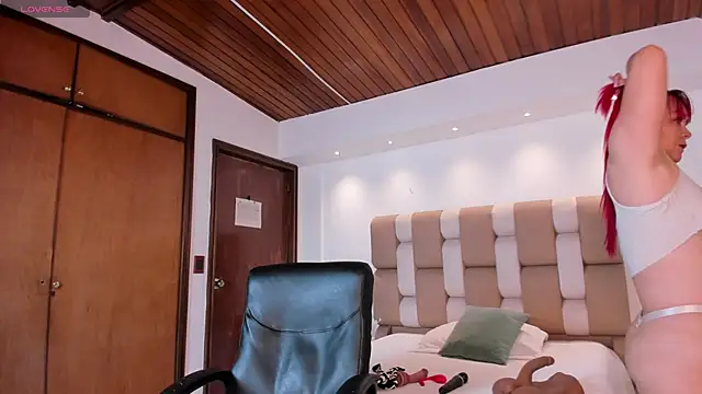 Snapshot of victoria_mooree chatting on 11/03/25, 11:47 victoria mooree online show from 11/03/25, 11:47