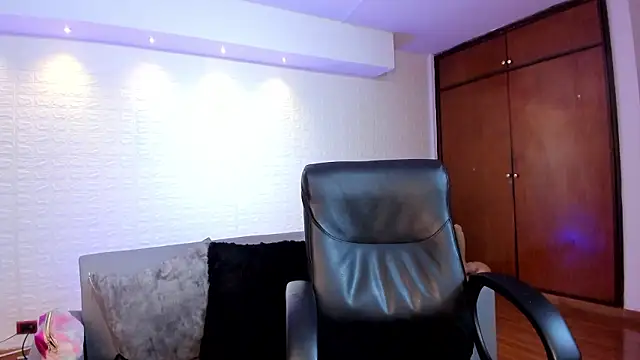 victoria mooree online show from 02/11/26, 03:01