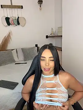 annyfosterr online show from 05/19/26, 10:39