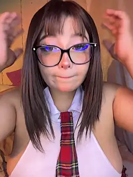 CharlotteMillers online show from 06/14/26, 12:28