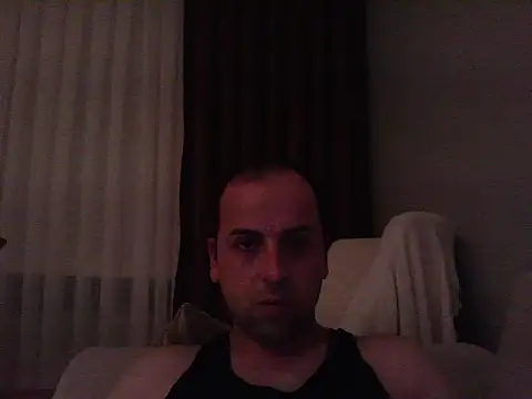 Snapshot of Yldrmm_9553 chatting on 06/30/26, 08:31 Yldrmm 9553 online show from 06/30/26, 08:31