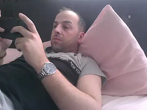 Snapshot of Yldrmm_9553 chatting on 05/16/26, 10:58 Yldrmm 9553 online show from 05/16/26, 10:58