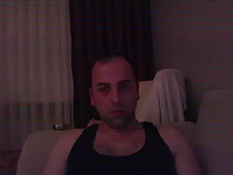Snapshot of Yldrmm_9553 chatting on 07/02/26, 09:32 Yldrmm 9553 online show from 07/02/26, 09:32