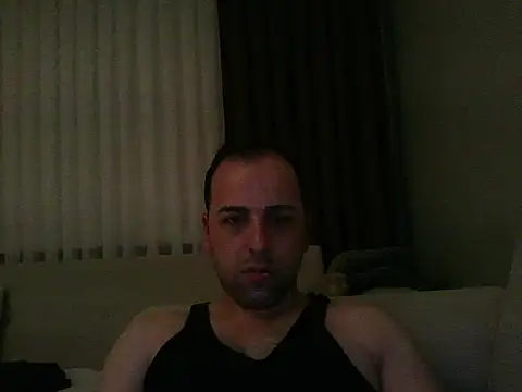 Snapshot of Yldrmm_9553 chatting on 06/06/26, 10:04 Yldrmm 9553 online show from 06/06/26, 10:04