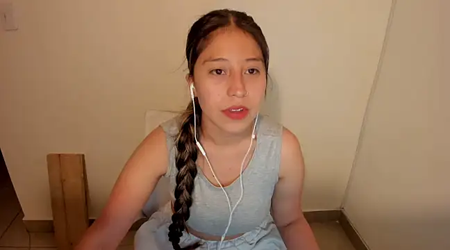 Snapshot of kiaraowen chatting on 03/14/25, 06:07 kiaraowen online show from 03/14/25, 06:07