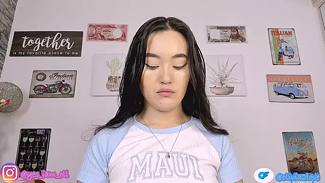 olivia22love online show from 10/24/25, 11:42