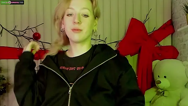 RachelCart online show from 12/22/25, 03:06