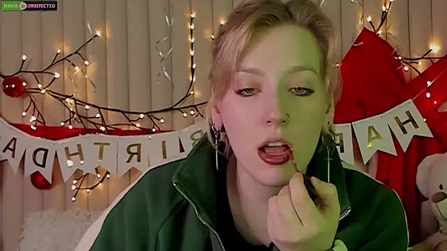 RachelCart online show from 12/16/25, 03:11