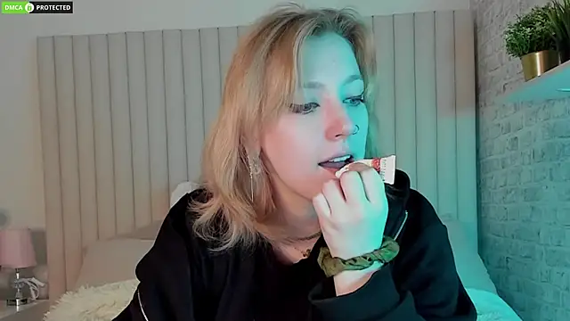 RachelCart online show from 11/22/25, 03:05