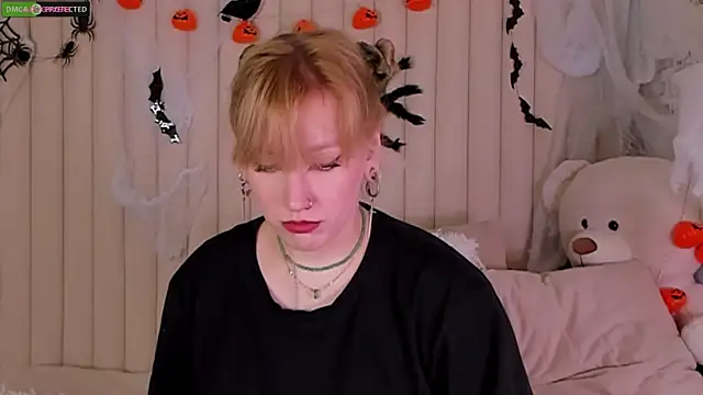 RachelCart online show from 10/17/25, 03:10