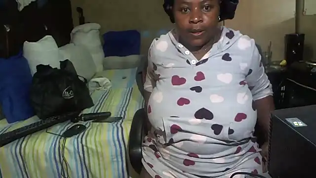 BustyLisa866 online show from 11/18/25, 10:29