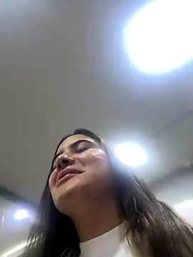 EVELIN MASON online show from 10/23/25, 10:30