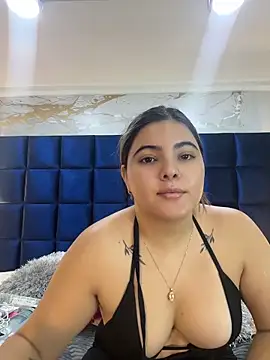 Snapshot of EVELIN_MASON chatting on 05/13/26, 07:54 EVELIN MASON online show from 05/13/26, 07:54