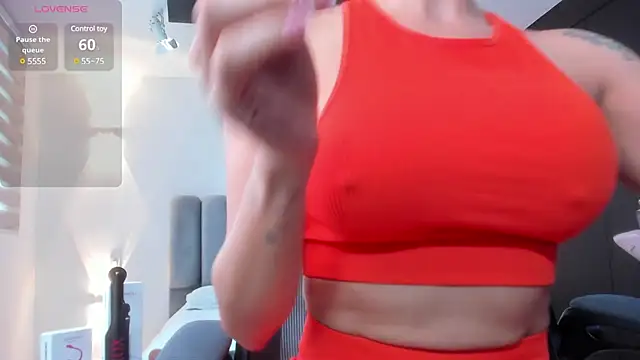 AnaRuiz online show from 03/18/25, 01:01