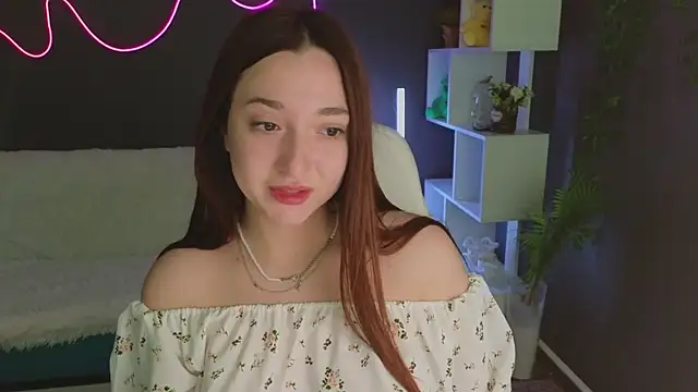 YasmineWest online show from 10/12/25, 01:40