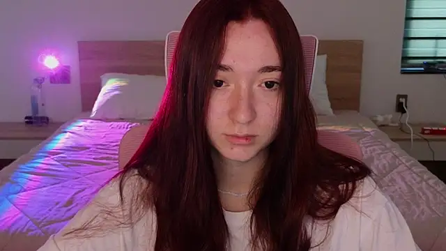 YasmineWest online show from 04/12/26, 12:25