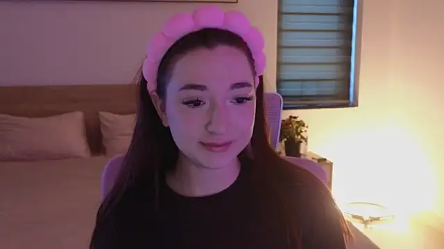 YasmineWest online show from 05/29/26, 12:49