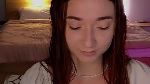 YasmineWest online show from 04/01/26, 06:37