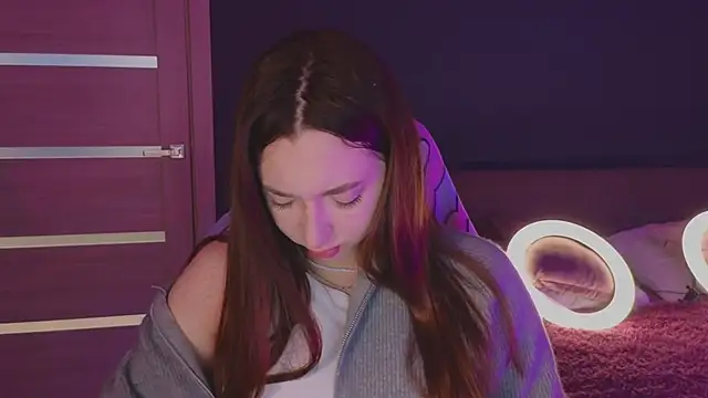 YasmineWest online show from 10/10/25, 01:50