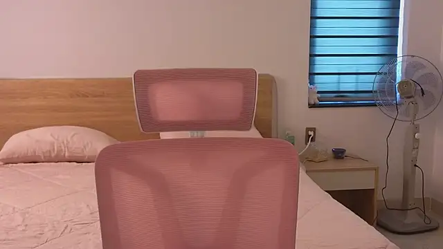 YasmineWest online show from 03/30/26, 07:10