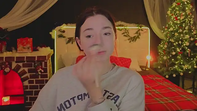 YasmineWest online show from 12/02/25, 02:01