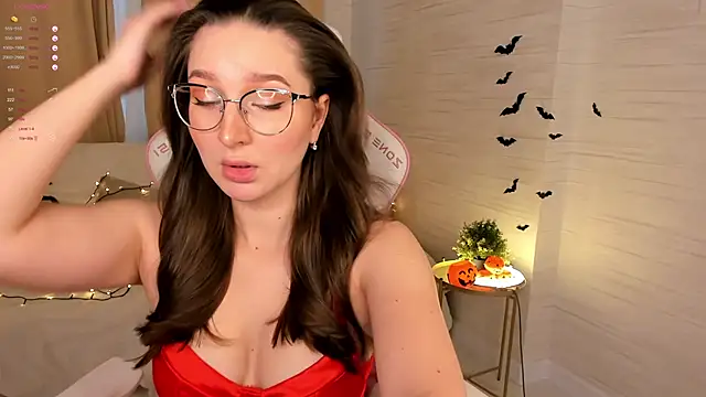 AnnikaAllison online show from 10/19/25, 12:08