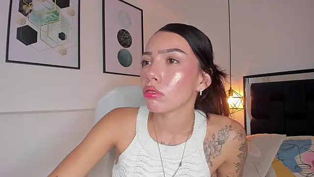 amysc online show from 11/18/25, 02:53