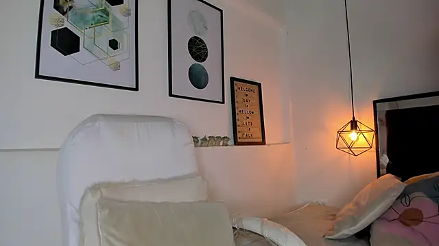 amysc online show from 12/16/25, 11:47