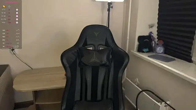 carthylovvve online show from 10/27/25, 04:19