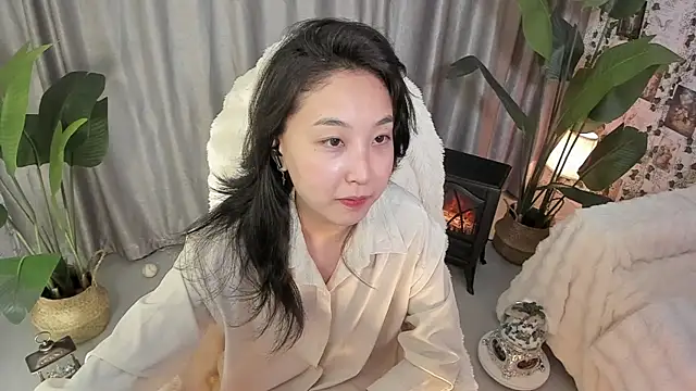 Snapshot of Minami_686 chatting on 02/12/25, 01:48 Minami 686 online show from 02/12/25, 01:48