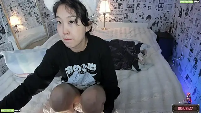 Snapshot of Minami_686 chatting on 09/10/25, 11:04 Minami 686 online show from 09/10/25, 11:04