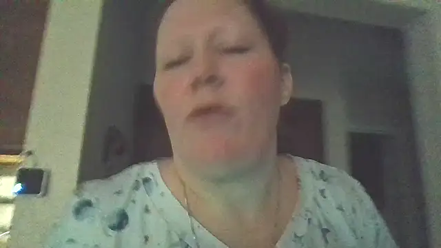 fatfabulous1981 online show from 11/13/25, 08:46