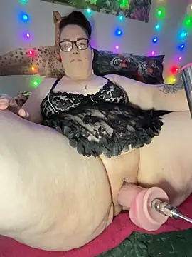 fatfabulous1981 online show from 05/21/26, 09:56
