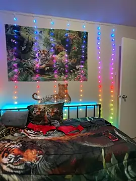 fatfabulous1981 online show from 09/12/25, 06:02