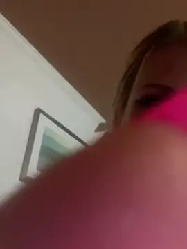 SexxxiLexiiii online show from 04/11/26, 07:45