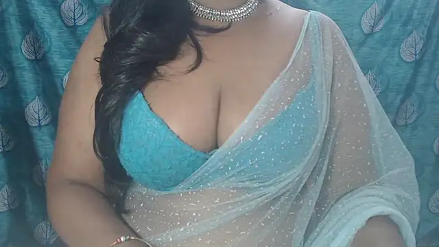 Sophia your online show from 11/30/25, 05:30