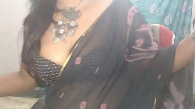 Sophia your online show from 05/19/26, 05:25