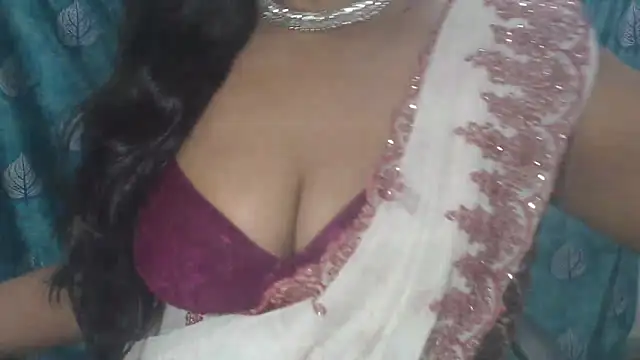 Sophia your online show from 11/29/25, 04:23